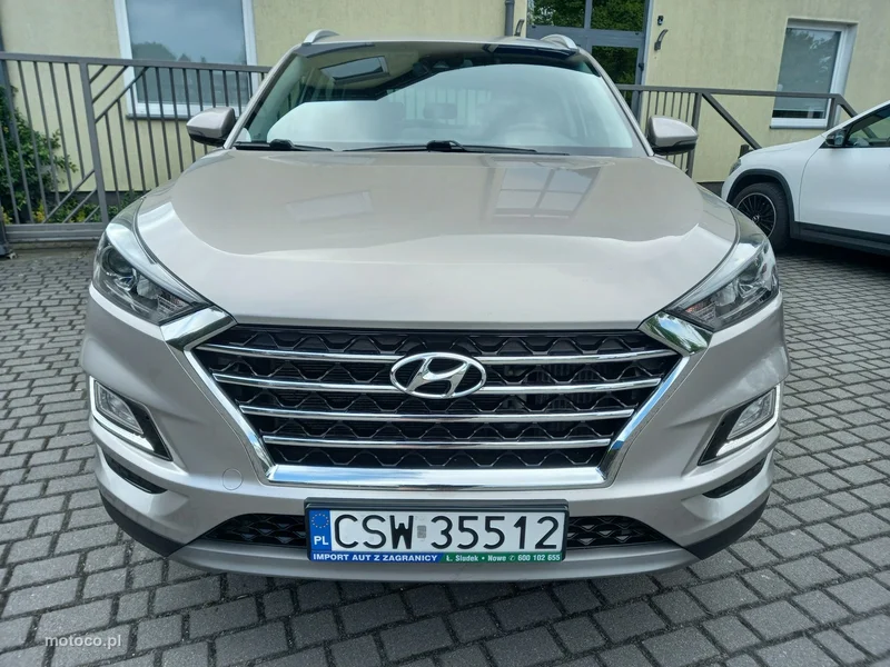 Hyundai TUCSON 12