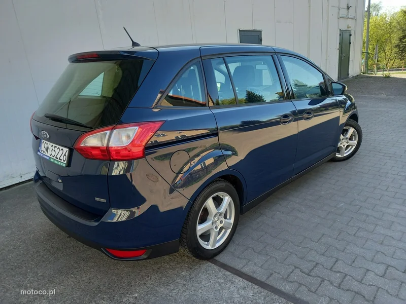 Ford C-Max II 5