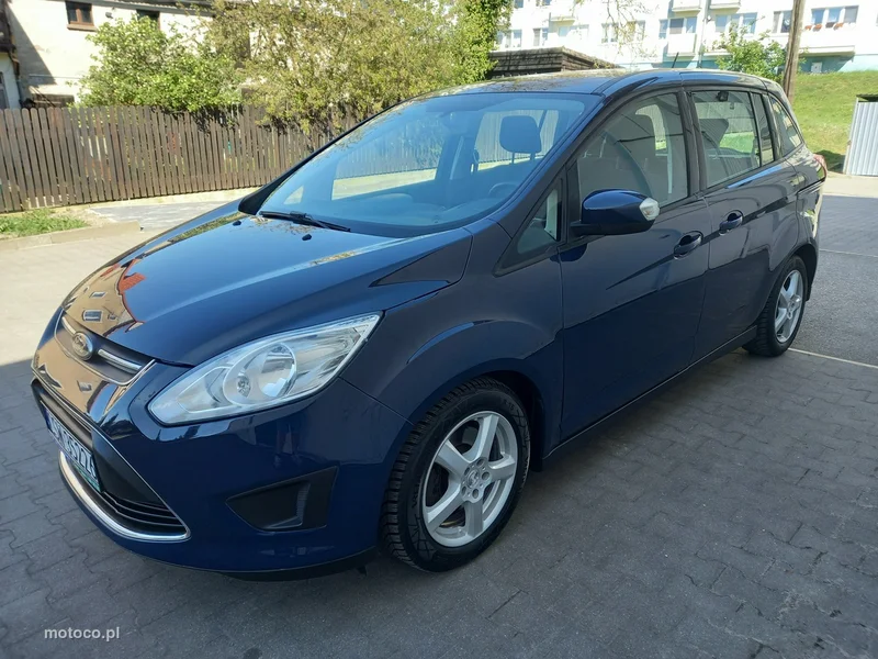 Ford C-Max II 10