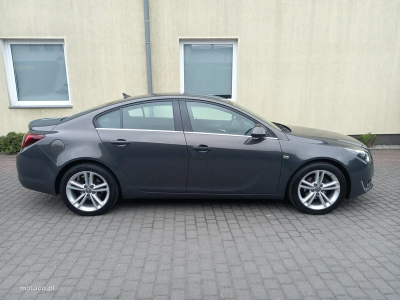 Opel Insignia A 15