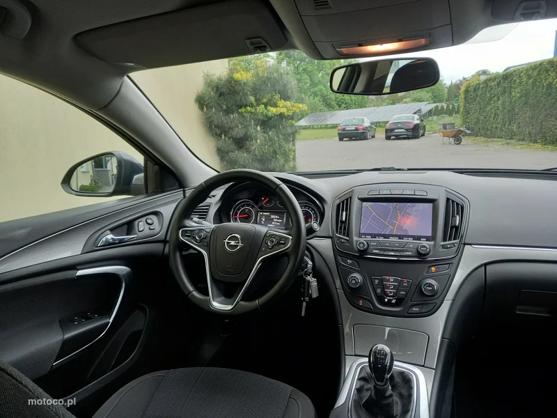 Opel Insignia A 23