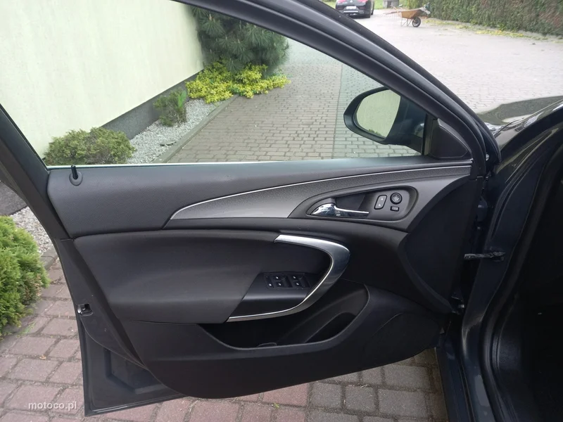 Opel Insignia A 26