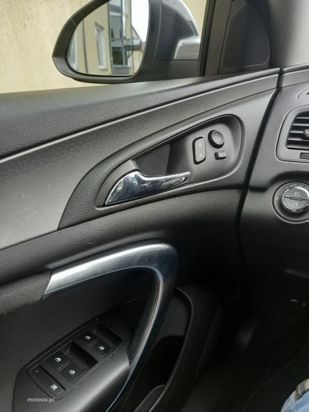 Opel Insignia A 33