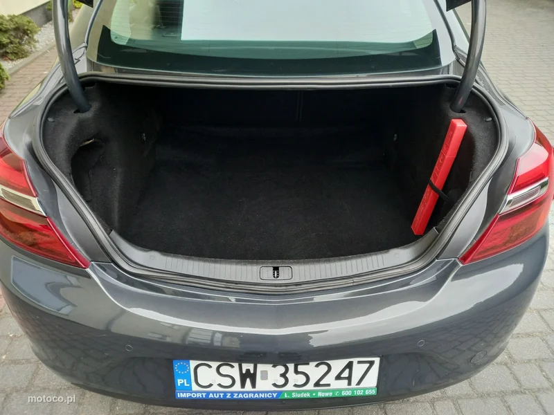 Opel Insignia A 10