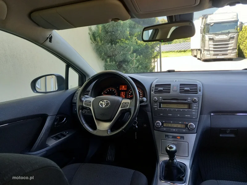 Toyota Avensis T27 20