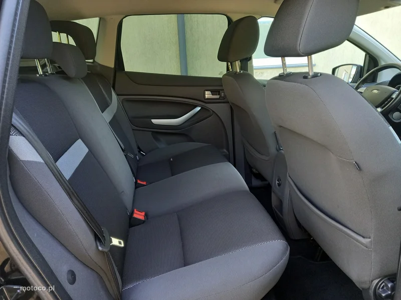 Ford Kuga I 21