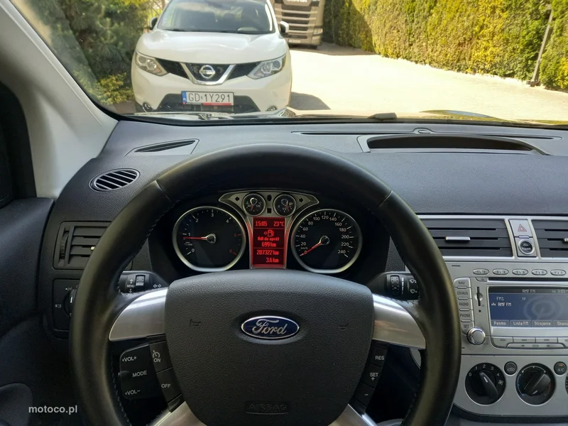 Ford Kuga I 28