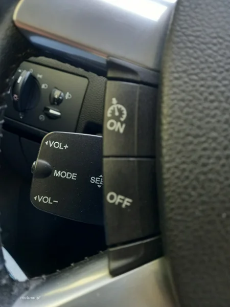 Ford Kuga I 32