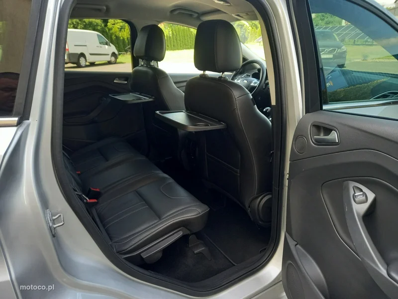 Ford Kuga II 21