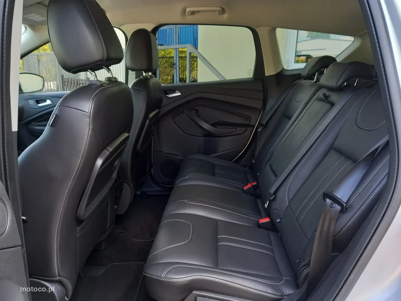 Ford Kuga II 23