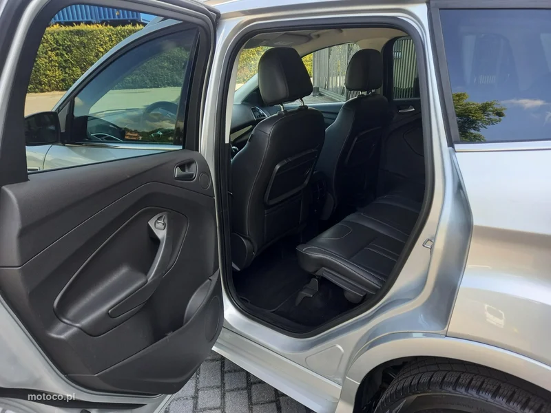 Ford Kuga II 24