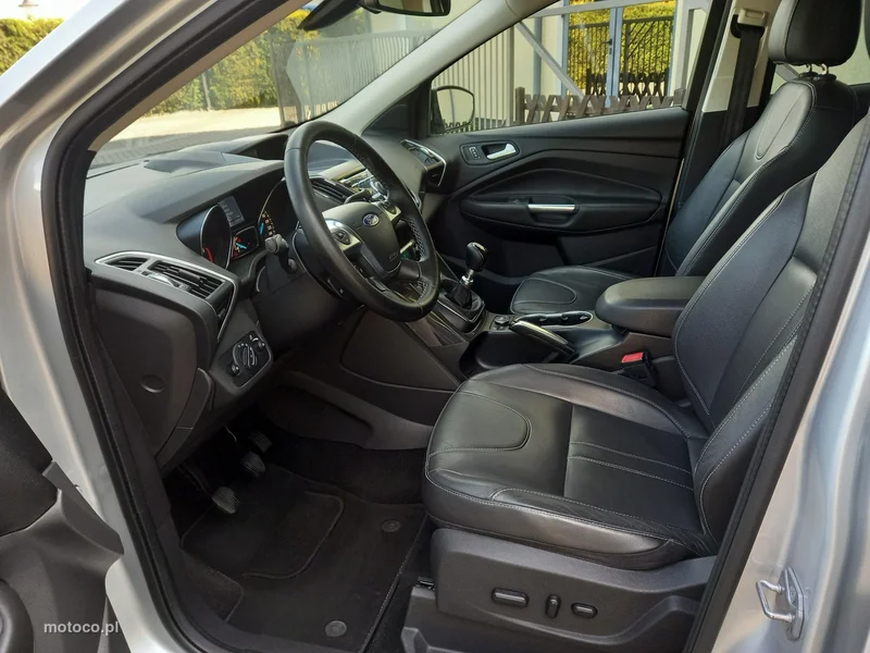 Ford Kuga II 27