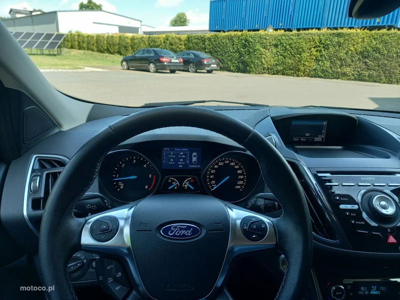 Ford Kuga II 28