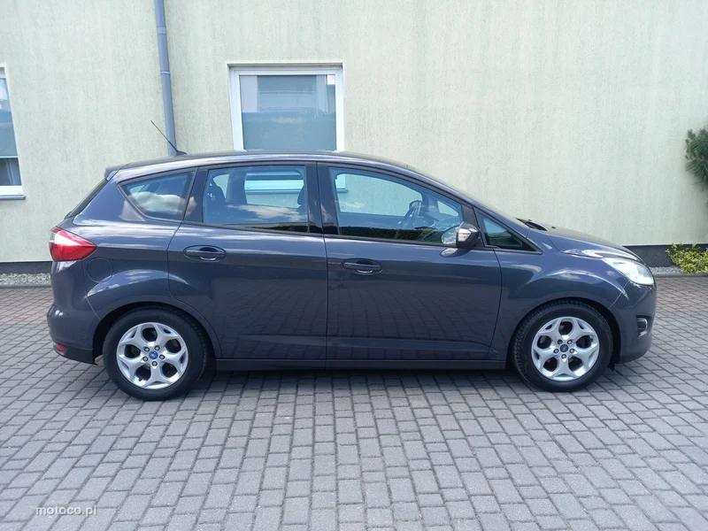 Ford C-Max II 13