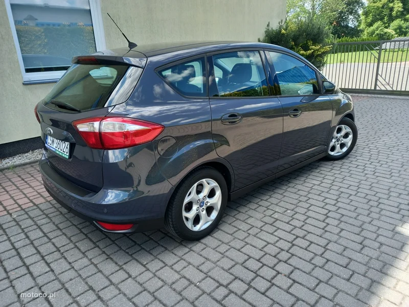 Ford C-Max II 6