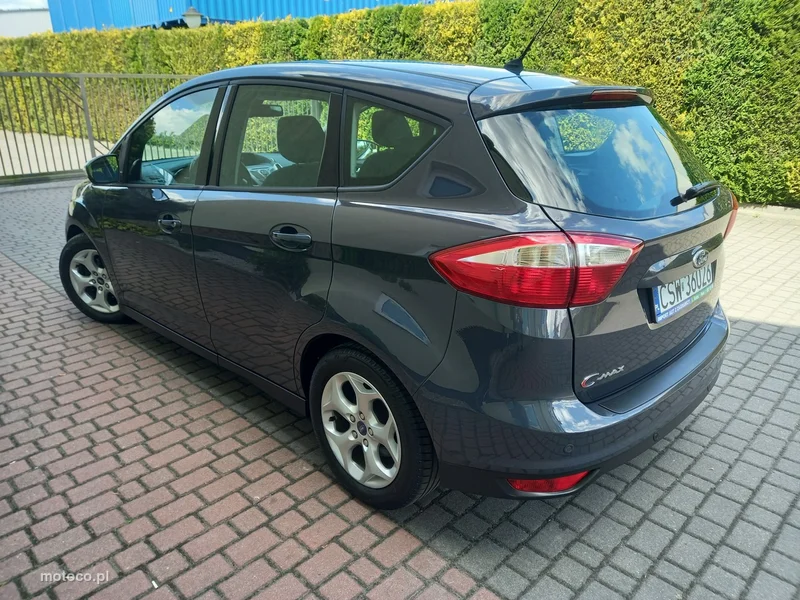 Ford C-Max II 8