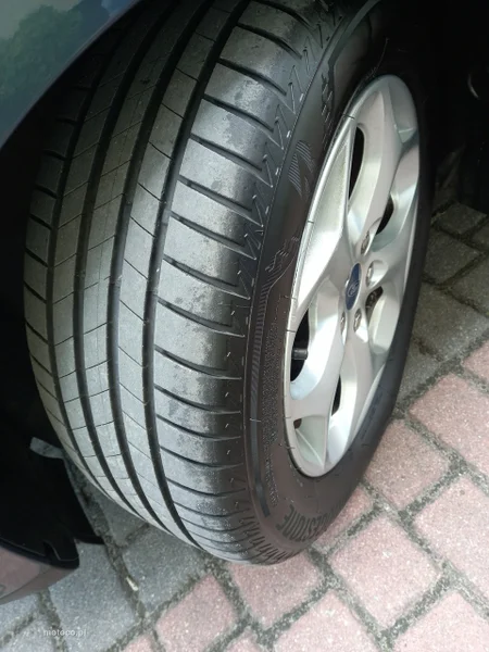 Ford C-Max II 10