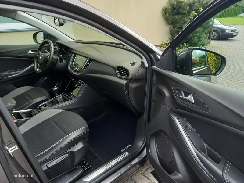 Opel Grandland X 24