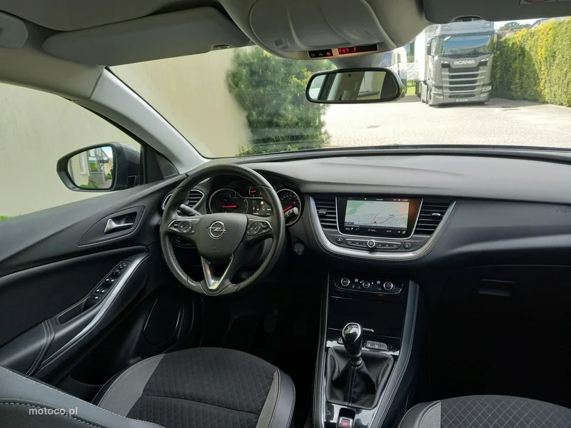 Opel Grandland X 26