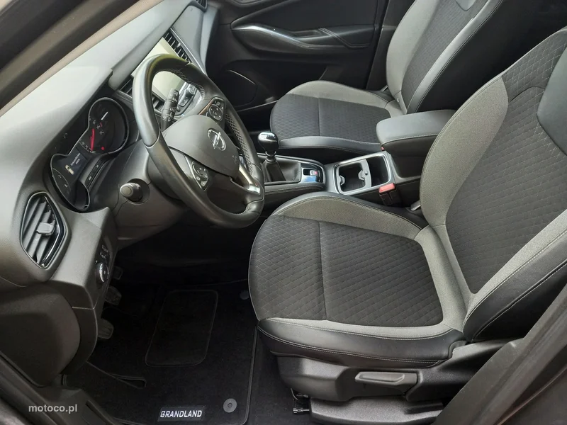 Opel Grandland X 31