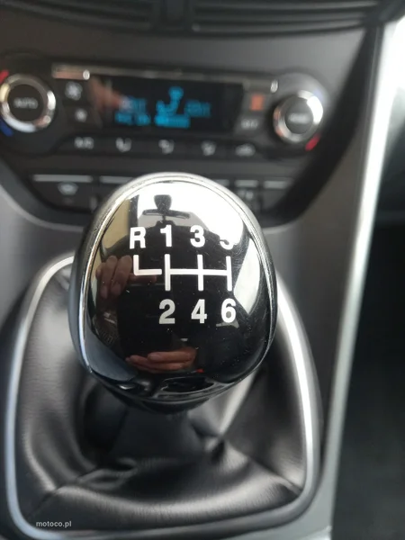 Ford C-Max II 29