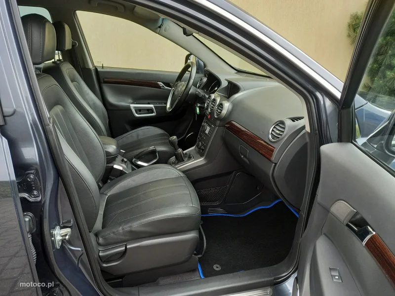 Opel Antara 18