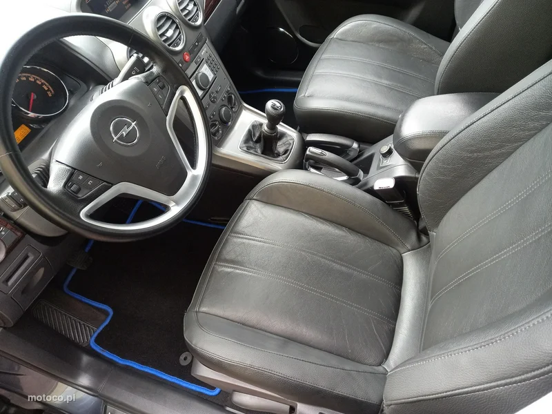 Opel Antara 27