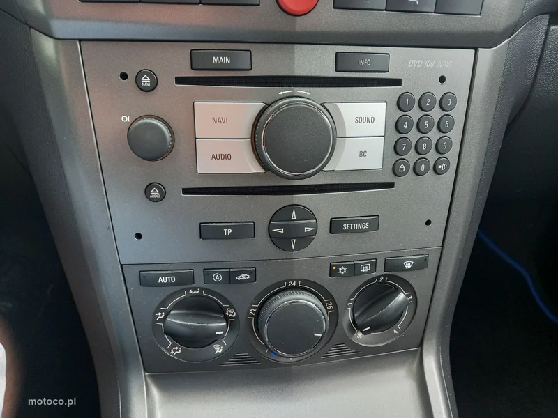 Opel Antara 31