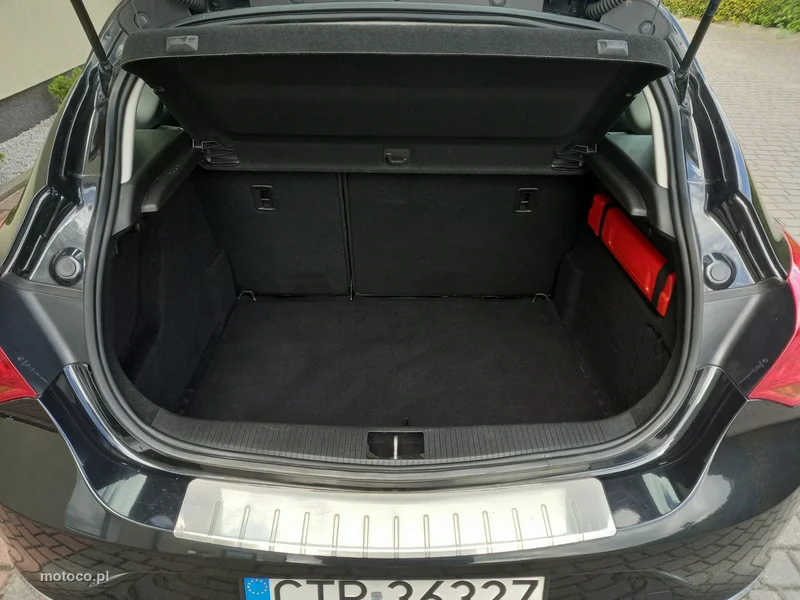 Opel Astra J 17