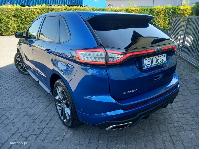 Ford Edge 8