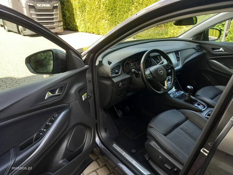 Opel Grandland X 27