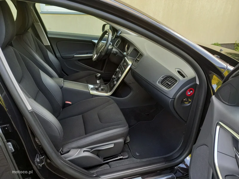 Volvo S60 22