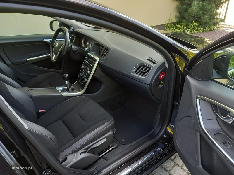 Volvo S60 23