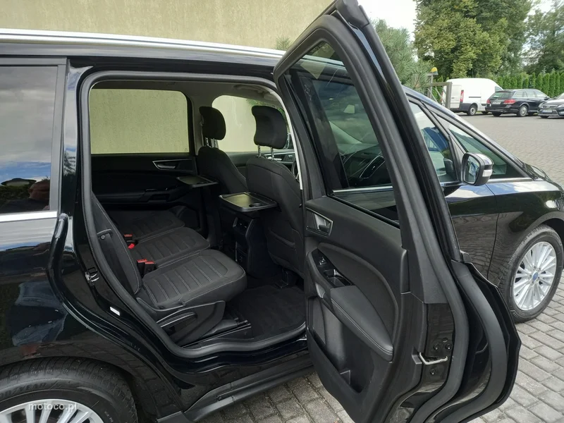 Ford Galaxy III 24