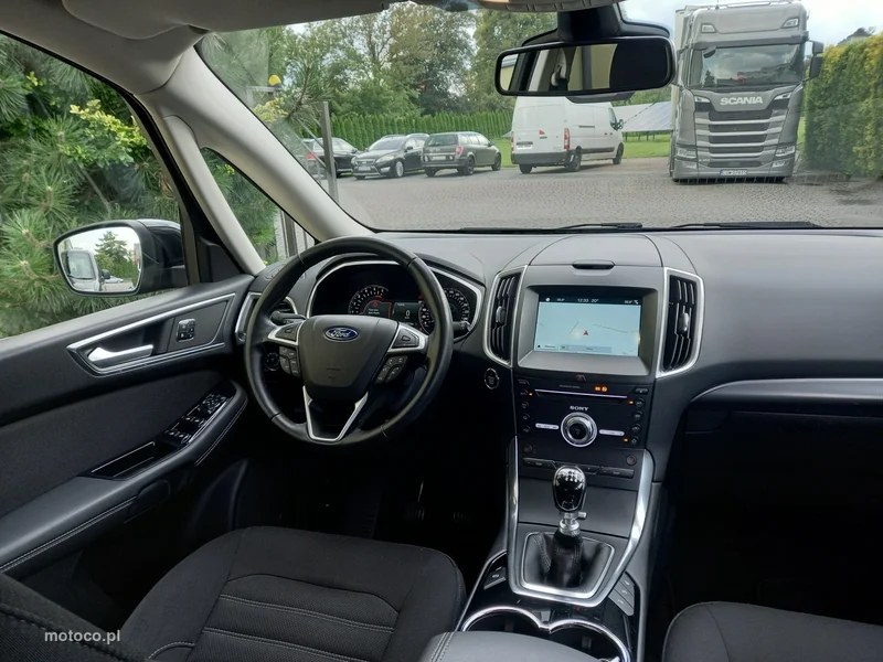 Ford Galaxy III 25
