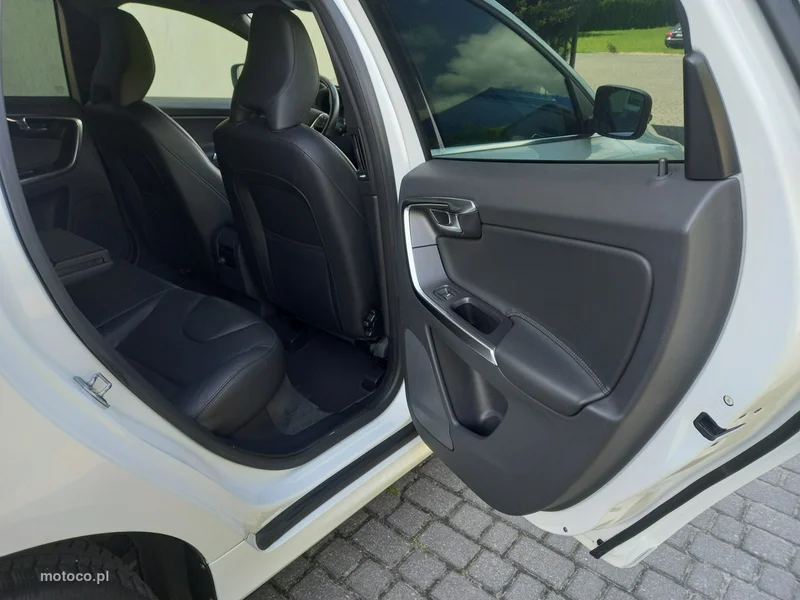Volvo XC 60 25