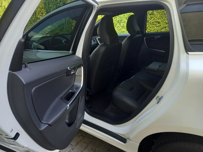Volvo XC 60 30