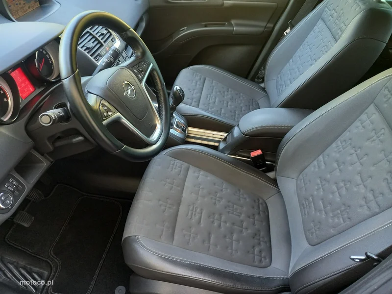 Opel Meriva B 29