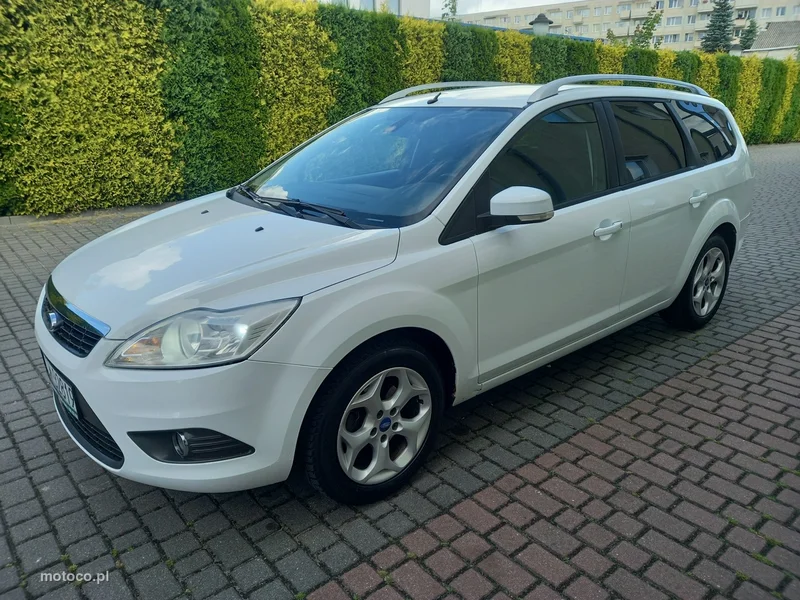 Ford Focus II 12