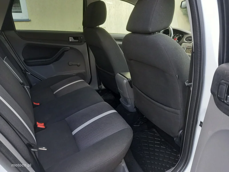 Ford Focus II 25