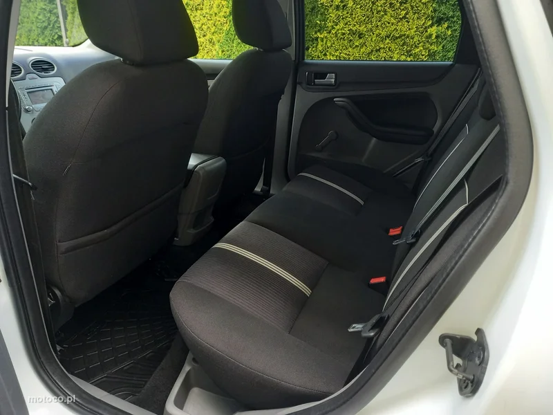 Ford Focus II 27