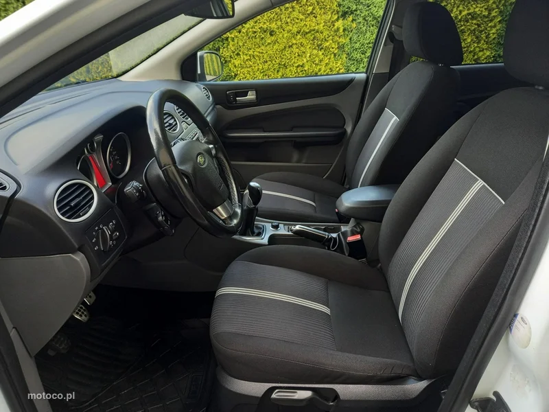 Ford Focus II 31