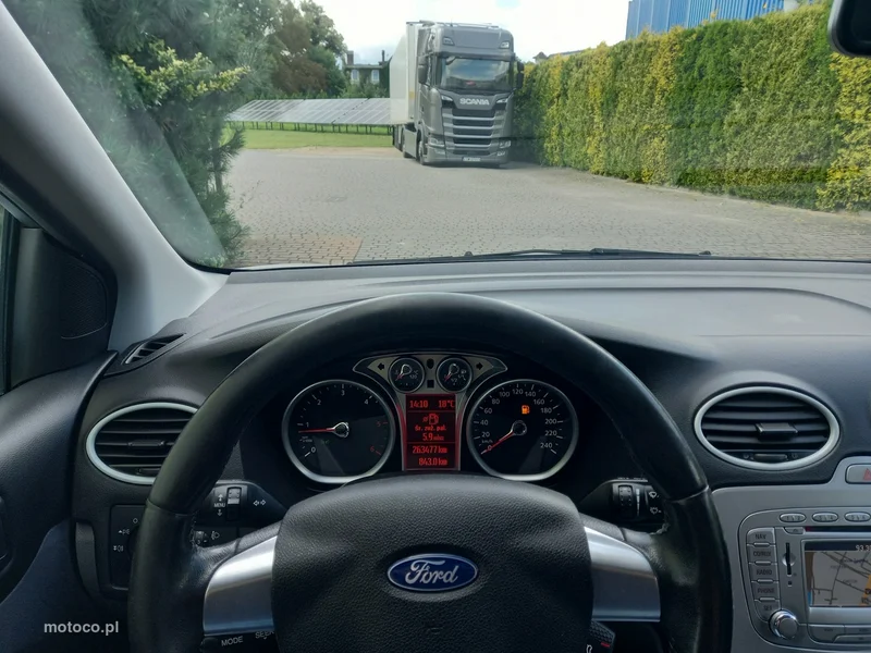 Ford Focus II 32