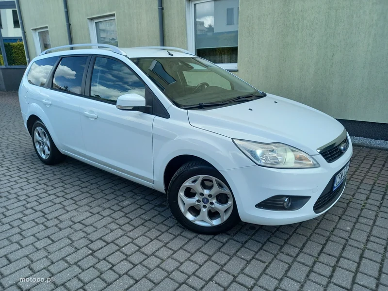 Ford Focus II 9