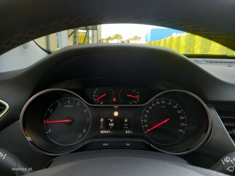 Opel Crossland X 32