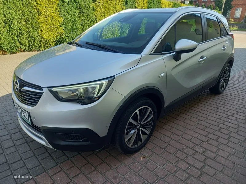 Opel Crossland X 10
