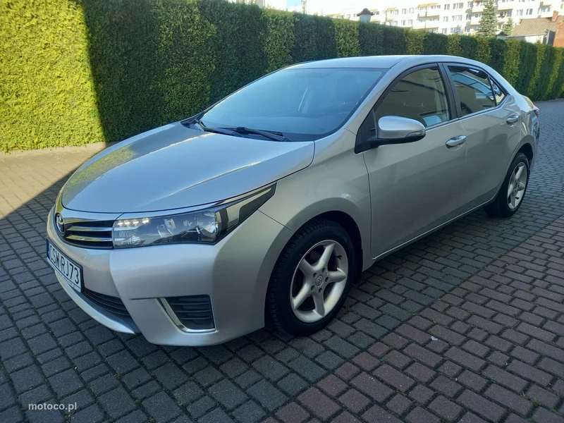 Toyota Corolla E160/E170 11