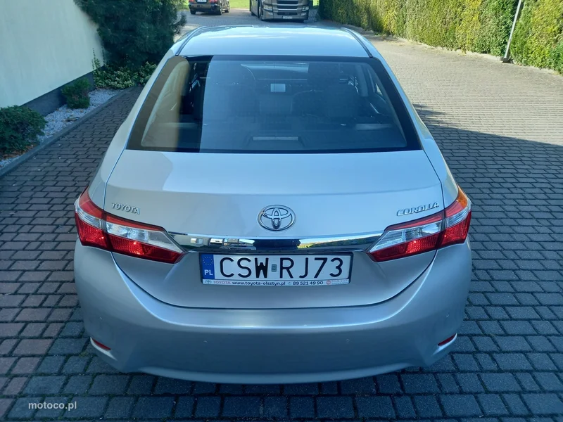 Toyota Corolla E160/E170 16