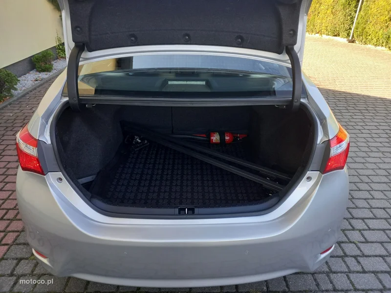Toyota Corolla E160/E170 17