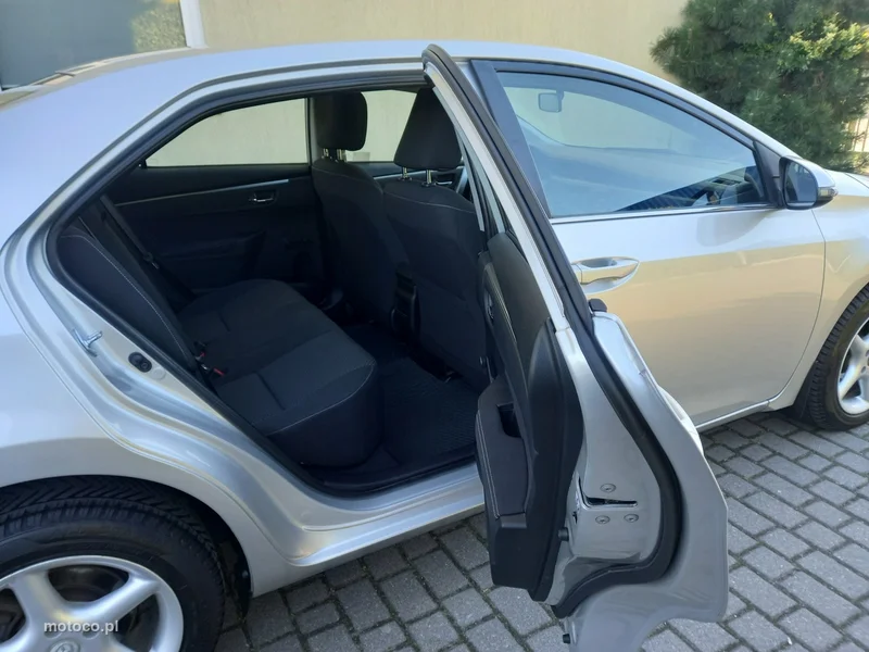 Toyota Corolla E160/E170 22